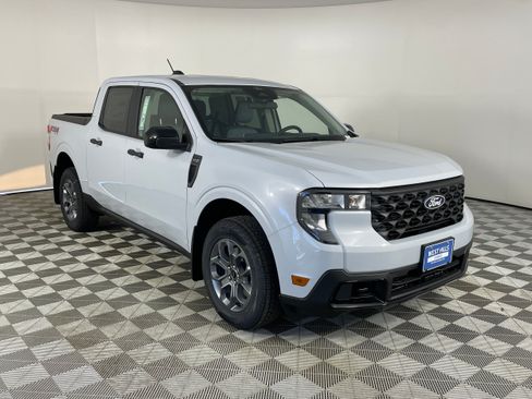 New 2026 Ford Maverick XLT w/ XLT Luxury Package AWD/4WD image 10