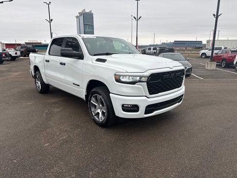 New 2026 RAM 1500 Express AWD/4WD image 21