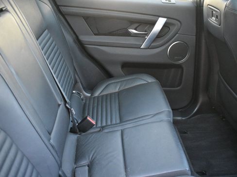 Used 2022 Land Rover Discovery Sport S image 32