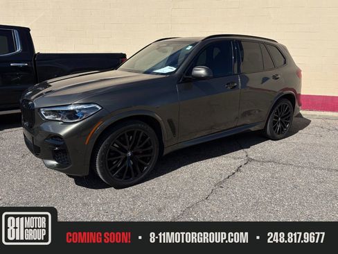 Used 2022 BMW X5 xDrive40i w/ M Sport Package image 1