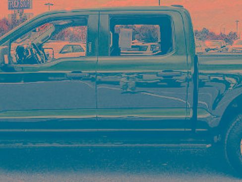 Certified 2023 Ford F150 Lightning XLT AWD/4WD image 5