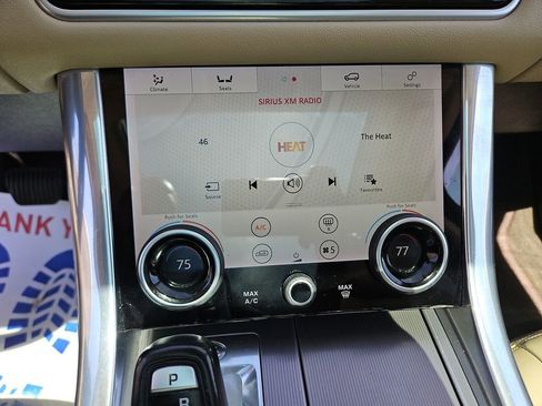 Used 2019 Land Rover Range Rover Sport HSE AWD/4WD image 18
