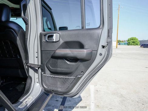 Used 2020 Jeep Wrangler Unlimited Rubicon AWD/4WD image 49