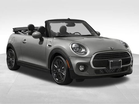 Used 2018 MINI Cooper Convertible image 7