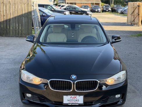 Used 2013 BMW 328i Sedan RWD image 4