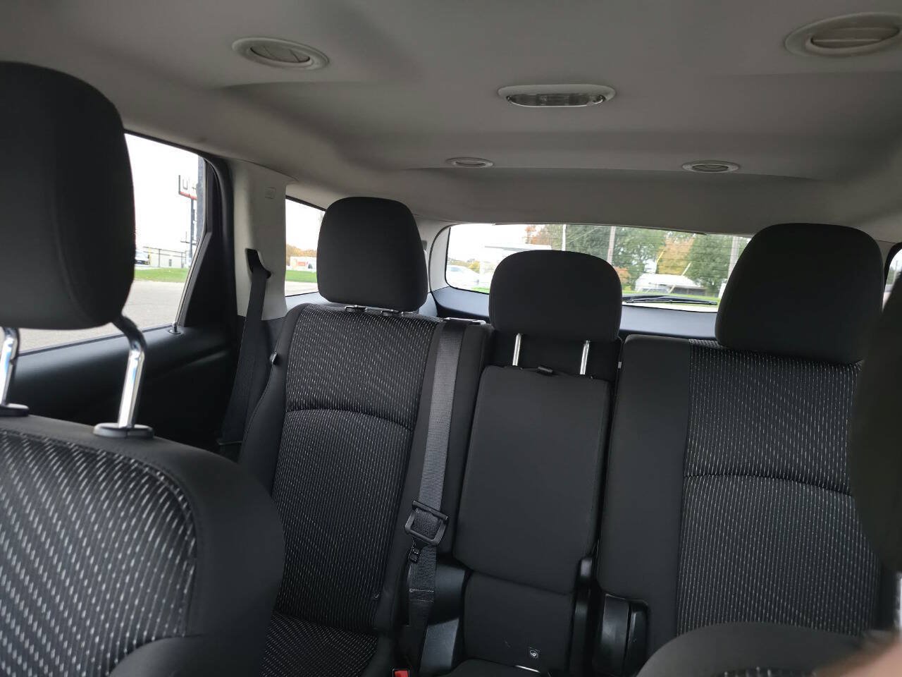 Used 2017 Dodge Journey SXT AWD/4WD image 28