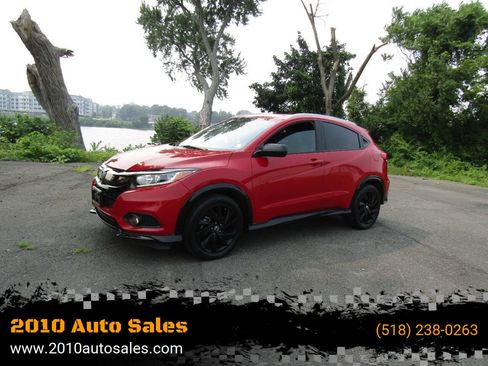 Used 2022 Honda HR-V Sport image 1