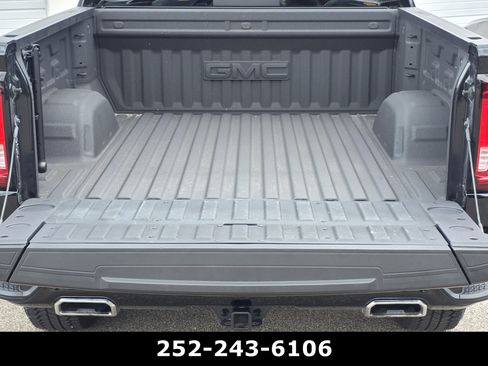 Used 2025 GMC Sierra 1500 AT4 w/ AT4 Premium Package AWD/4WD image 31