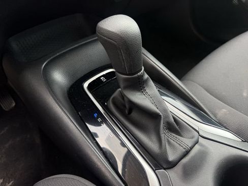 Used 2024 Toyota Corolla LE FWD image 19