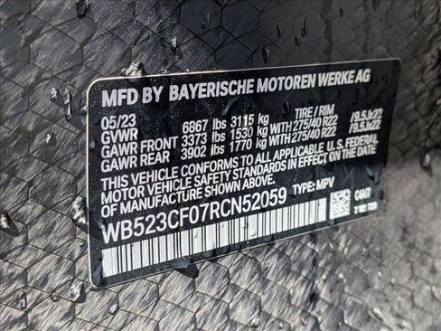 Used 2024 BMW iX xDrive50 w/ Premium Package AWD/4WD image 15