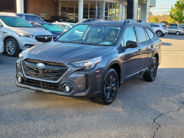 Used 2023 Subaru Outback Onyx Edition AWD/4WD image 3