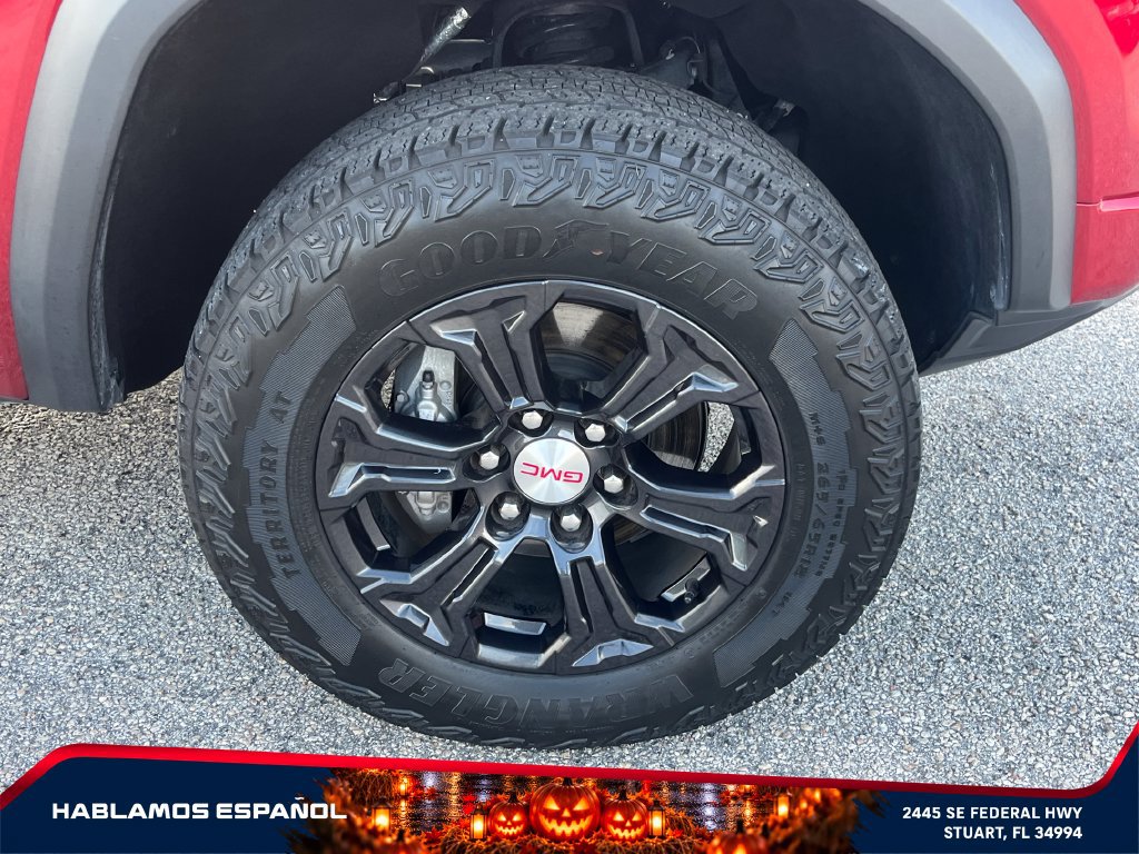 Used 2024 GMC Canyon Elevation w/ Elevation Premium Package AWD/4WD image 21