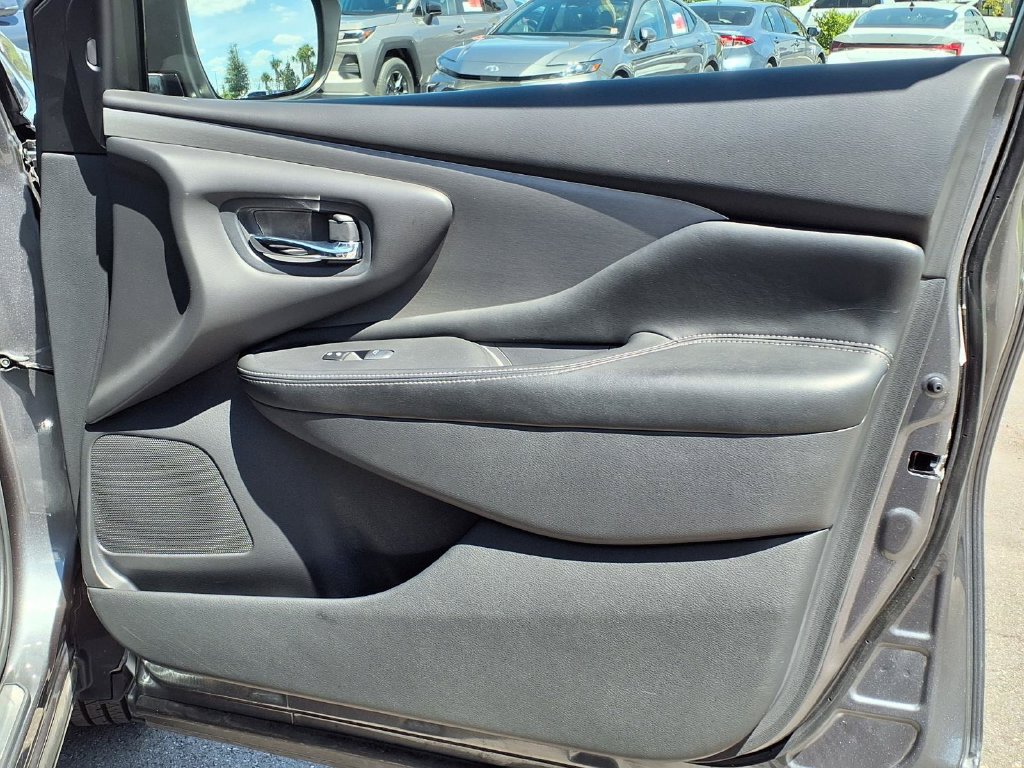 Used 2020 Nissan Murano S w/ Technology Package FWD image 14