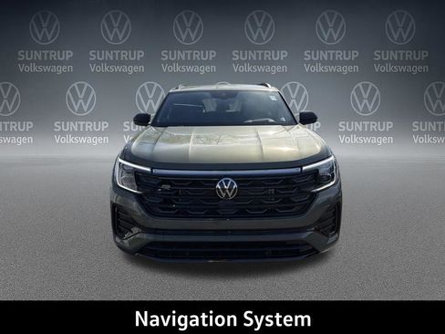 New 2026 Volkswagen Atlas Cross Sport SEL R-Line AWD/4WD image 9