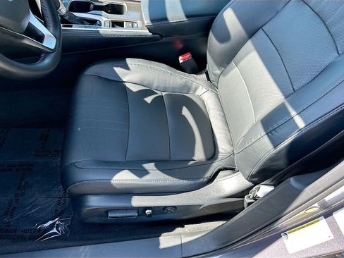 Used 2018 Honda Accord EX-L image 19