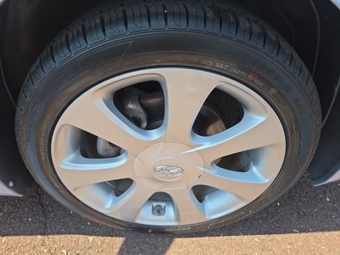 Used 2012 Hyundai Elantra Limited FWD image 9