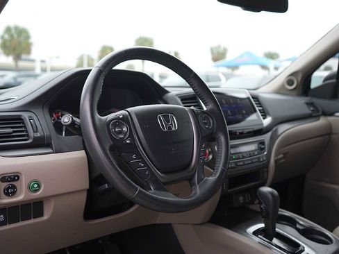 Used 2018 Honda Pilot EX-L image 2