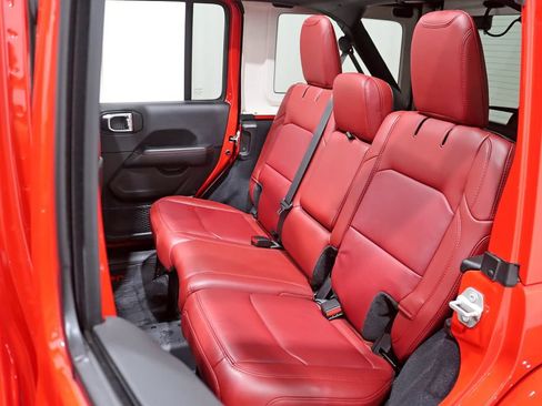 Used 2024 Jeep Wrangler Unlimited Rubicon 392 AWD/4WD image 30
