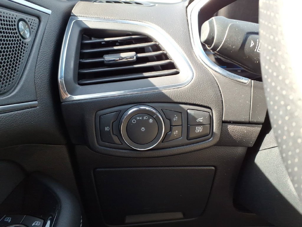 Certified 2020 Ford Edge ST w/ Equipment Group 401A AWD/4WD image 17