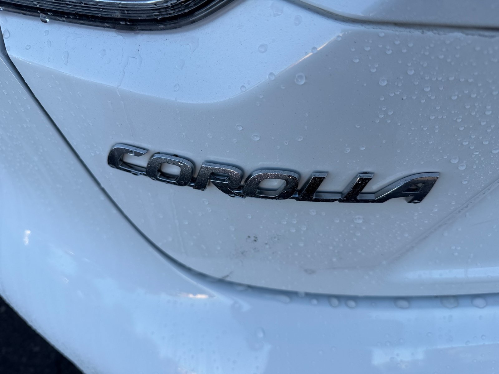 Used 2023 Toyota Corolla LE FWD image 28