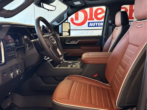 New 2025 GMC Sierra 2500 Denali Ultimate image 18