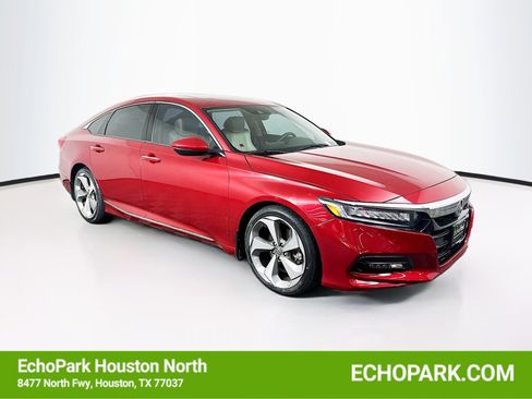 Used 2018 Honda Accord Touring image 1