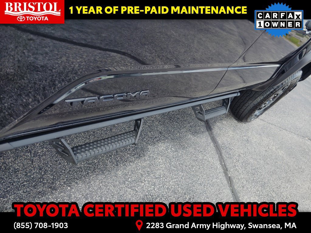 Used 2025 Toyota Tacoma TRD Off-Road AWD/4WD image 14