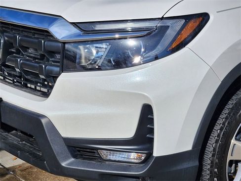 Certified 2025 Honda Ridgeline RTL image 23