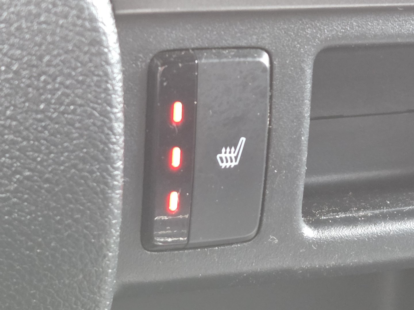 Used 2022 Honda Pilot Sport image 4
