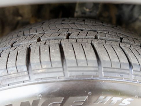 Used 2023 Acura MDX SH-AWD w/ Advance Package image 35