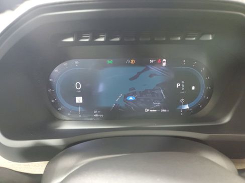 Certified 2025 Volvo XC90 B6 Core w/ Climate Package image 31