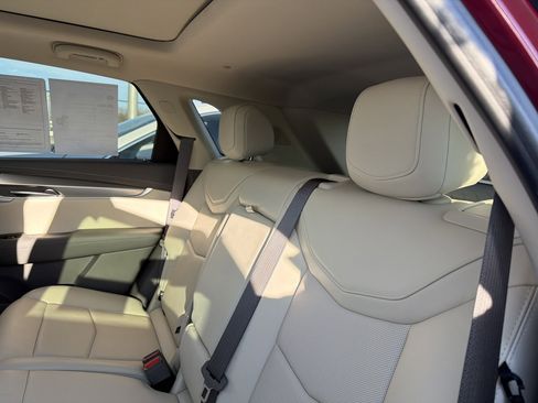 Certified 2020 Cadillac XT5 Premium Luxury image 22