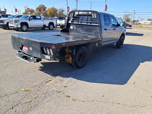 Used 2022 RAM 3500 Tradesman w/ Chrome Appearance Group image 7