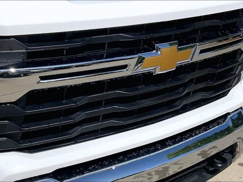 Used 2025 Chevrolet Silverado 2500 LT w/ Convenience Package AWD/4WD image 31