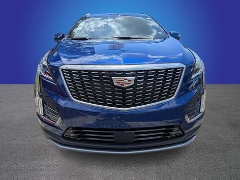 New 2025 Cadillac XT5 Premium Luxury w/ Technology Package FWD image 8