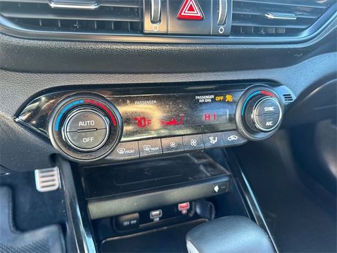 Used 2022 Kia Forte GT-Line w/ GT-Line Premium Package image 21