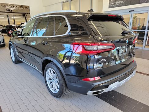 Used 2019 BMW X5 xDrive40i w/ Convenience Package AWD/4WD image 7