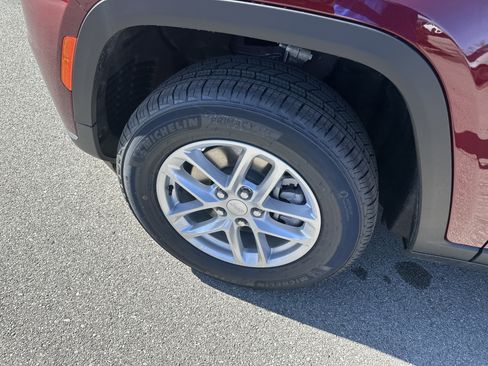 New 2026 Jeep Grand Cherokee L 4WD image 11