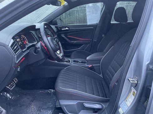 Used 2019 Volkswagen Jetta GLI image 13
