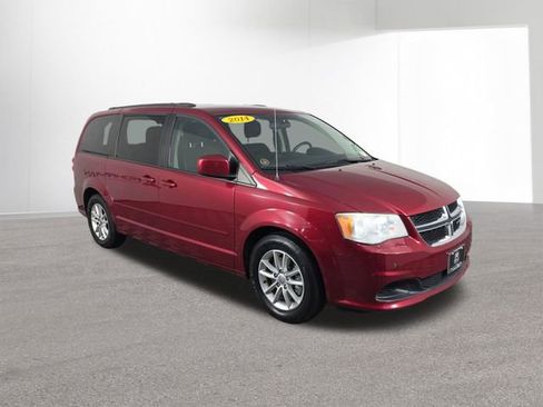 Used 2014 Dodge Grand Caravan SXT image 12