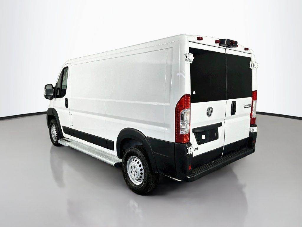 Used 2025 RAM ProMaster 2500 w/ U-Haul Equipment Group FWD image 5