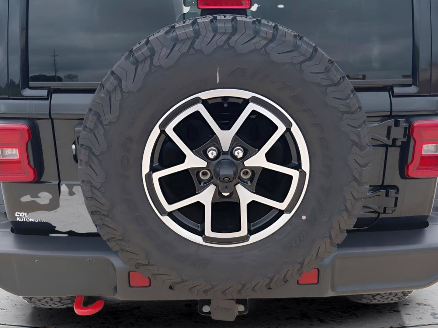 Used 2024 Jeep Wrangler Unlimited Rubicon w/ Technology Group AWD/4WD image 18