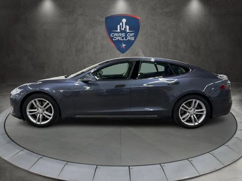 Used 2014 Tesla Model S 85 image 2