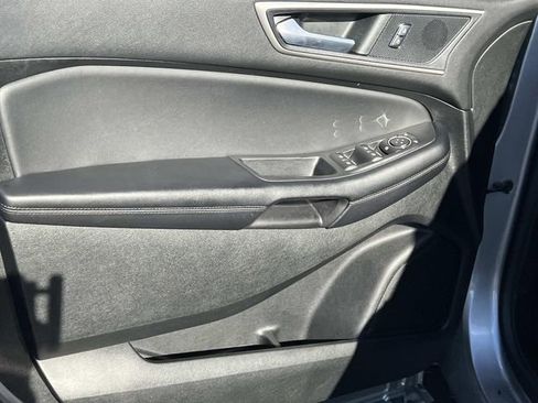 Certified 2022 Ford Edge SEL w/ Convenience Package image 16