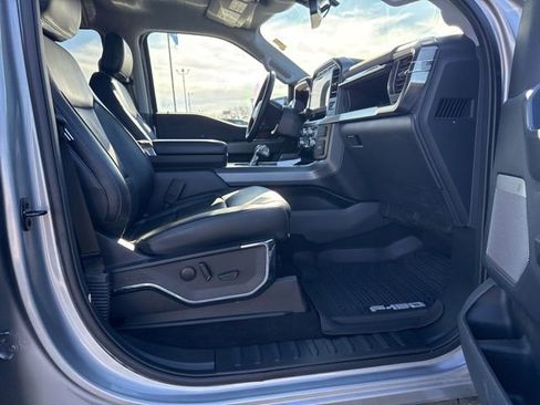 Used 2023 Ford F150 Lariat w/ Max Trailer Tow Package image 12