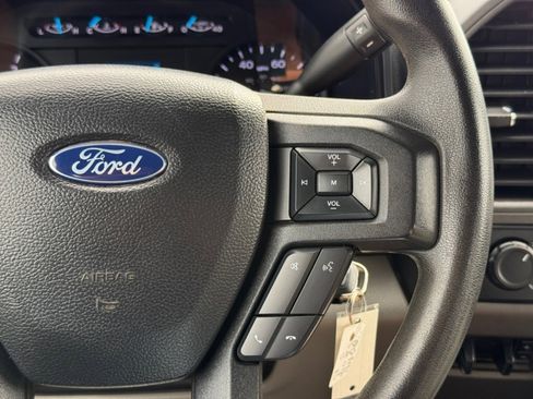 Used 2021 Ford F550 4x4 Crew Cab Super Duty image 13
