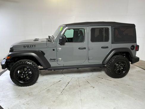 Certified 2022 Jeep Wrangler Unlimited Sport AWD/4WD image 4