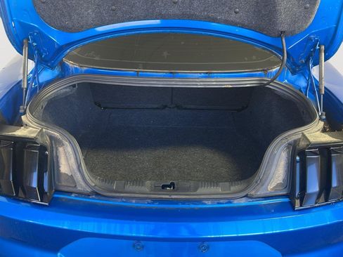 Used 2020 Ford Mustang Coupe RWD image 8