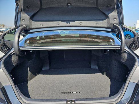 Used 2023 Toyota Camry SE image 12