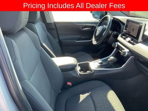 New 2024 Toyota RAV4 XLE AWD/4WD image 18